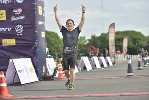 BIB: 1105, 
                            <button type="button" onclick="openModal(4948394)" class="btn btn-primary btn-sm float-right btn-popup" data-toggle="modal" data-target=".modal-high-quality">
                        <i class="fas fa-shopping-cart"></i> Add to Cart
                    </button>
                                            <button type="button" onclick="isThisMe(4948394, true)" class="btn btn-success btn-sm float-right btn-popup btn-isme hidden" data-toggle="tooltip" data-placement="bottom" title="นี่คือรูปของคุณใช่ไหม คลิกที่นี่เพื่อเอาเข้าอัลบั้ม">
                        <i class="fas fa-plus"></i> Add to album
                    </button>
                    <button type="button" onclick="isThisMe(4948394, false)" class="btn btn-warning btn-sm float-right btn-popup btn-isnotme hidden">
                        <i class="fas fa-ban"></i> Remove from album
                    </button>